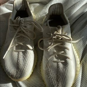 White Yeezy